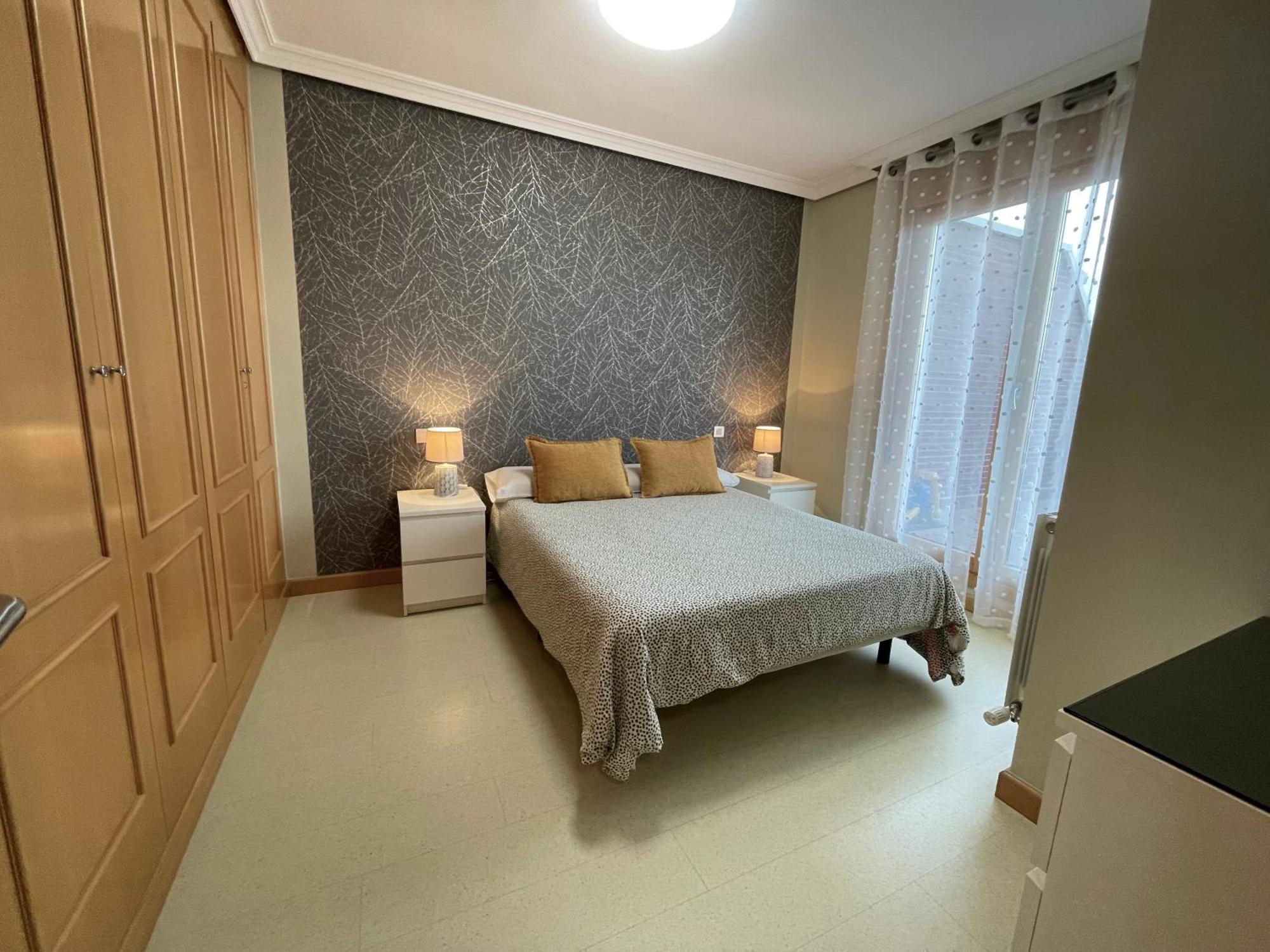 Apartamento Con Gran Terraza Y Vistas A La Catedral. Burgo Extérieur photo